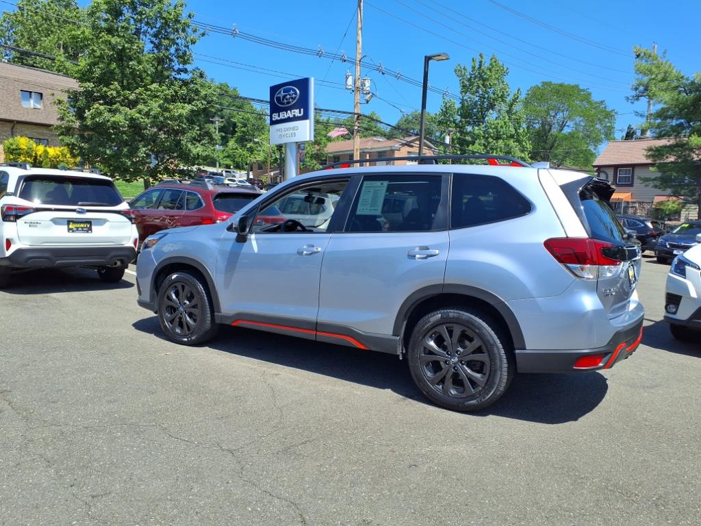 2023 Subaru Forester Sport photo 2