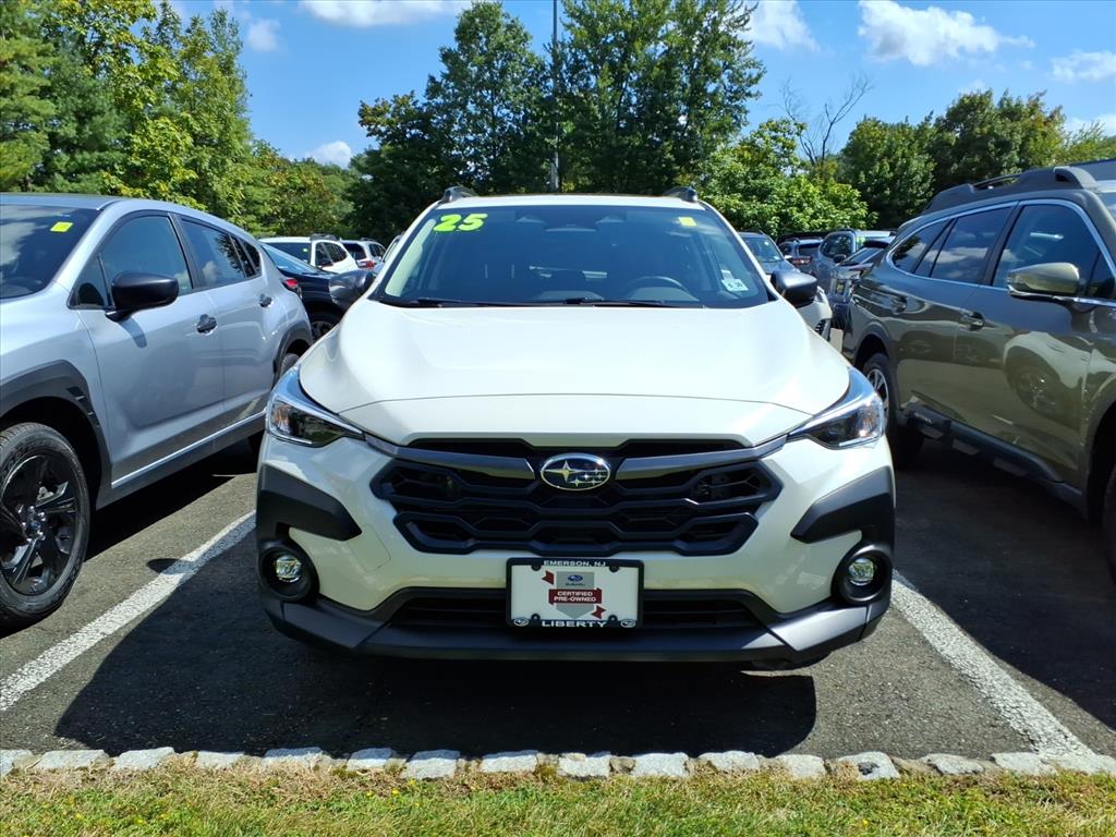 2025 Subaru Crosstrek Premium photo 2