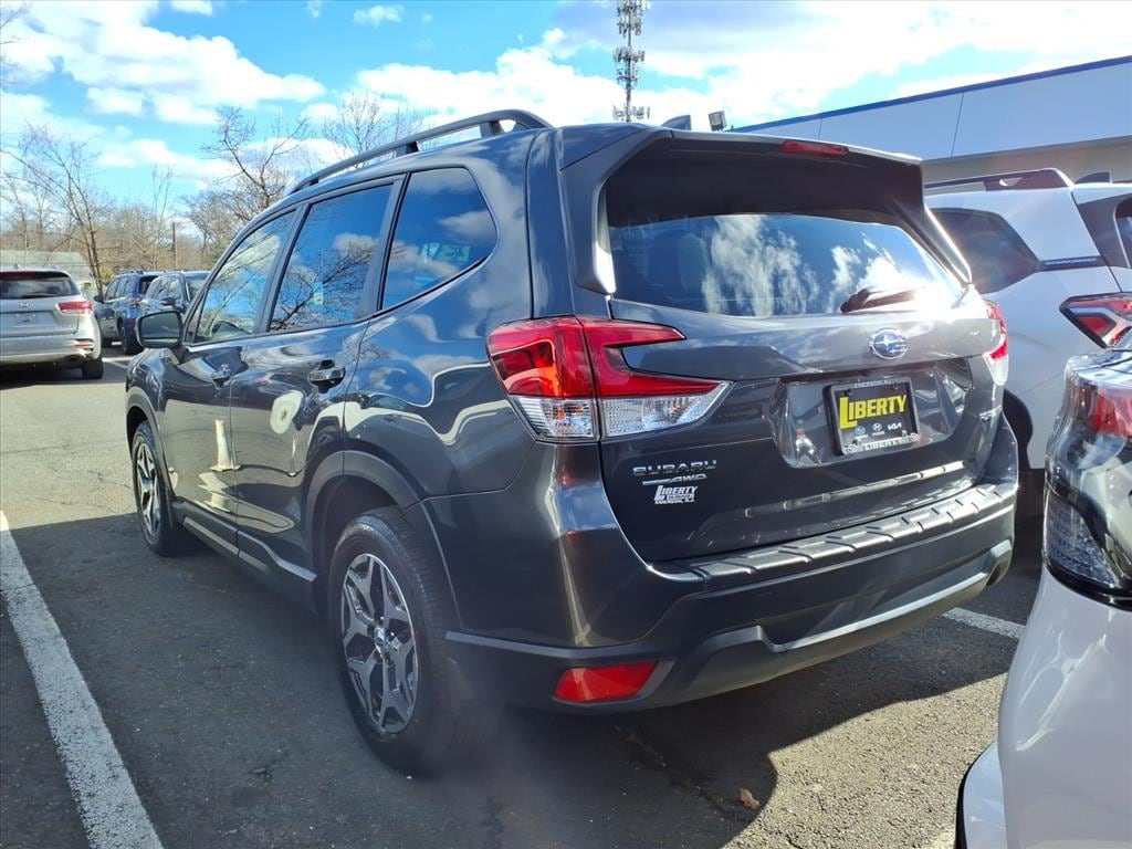 Used 2023 Subaru Forester Premium SUV