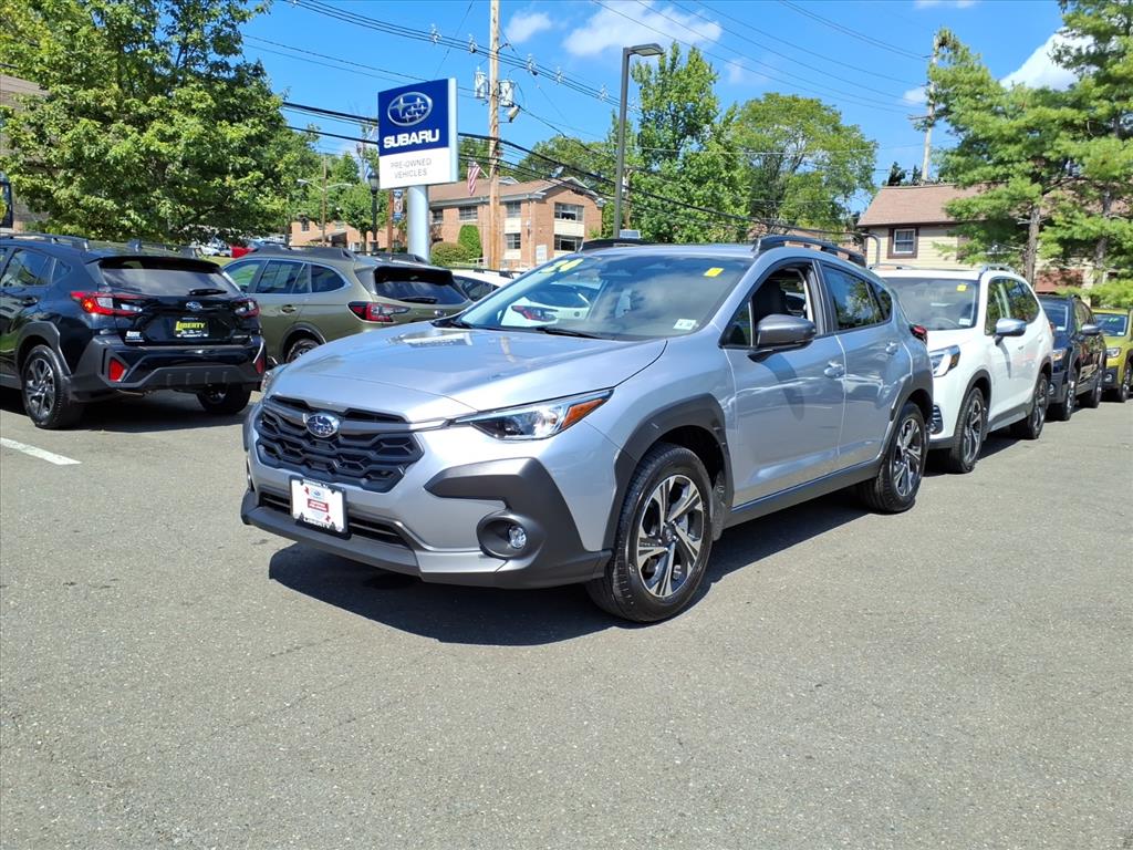 2024 Subaru Crosstrek Premium photo 2