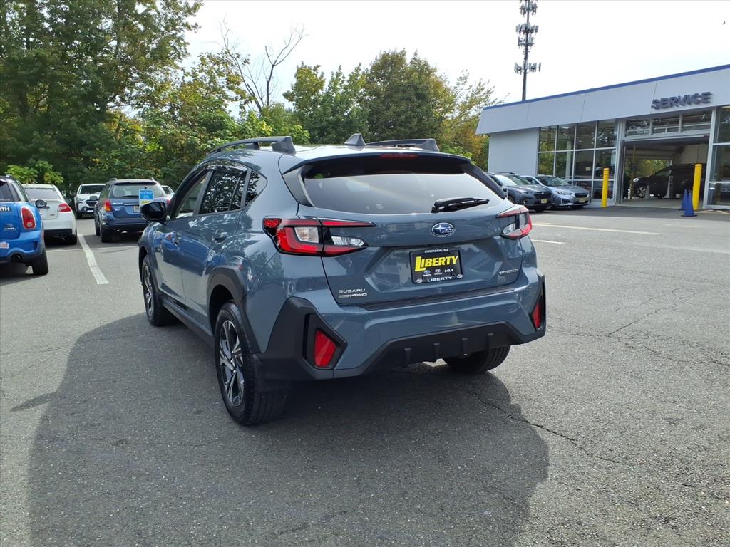 2024 Subaru Crosstrek Premium photo 2