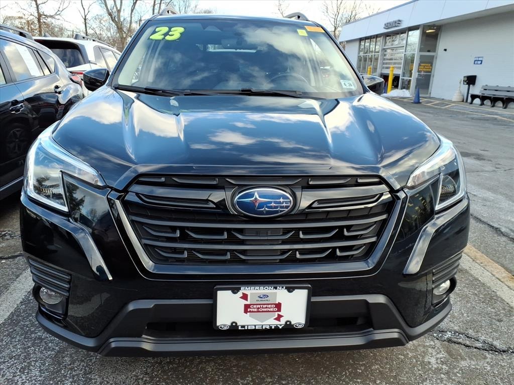 Used 2023 Subaru Forester Premium SUV
