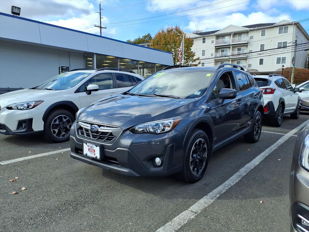 2023 Subaru Crosstrek Premium photo 2