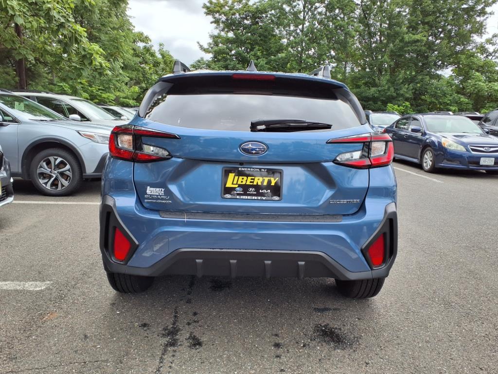 2024 Subaru Crosstrek Premium photo 4