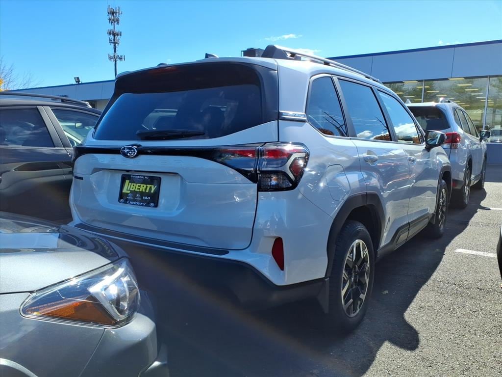 Used 2025 Subaru Forester Premium SUV