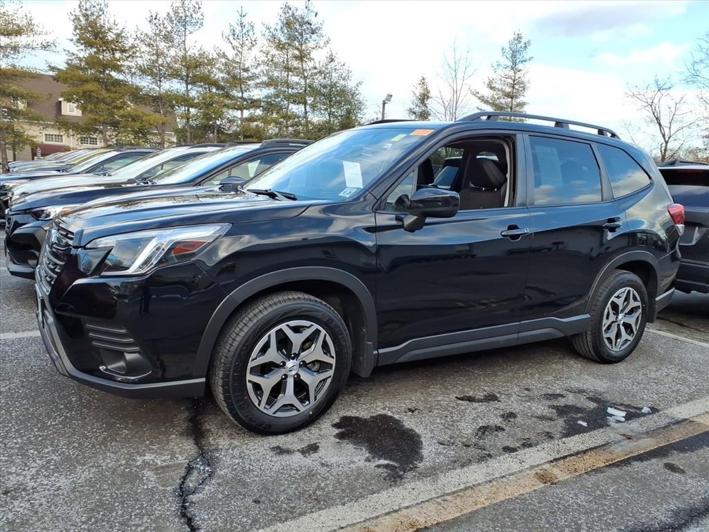 Used 2023 Subaru Forester Premium SUV