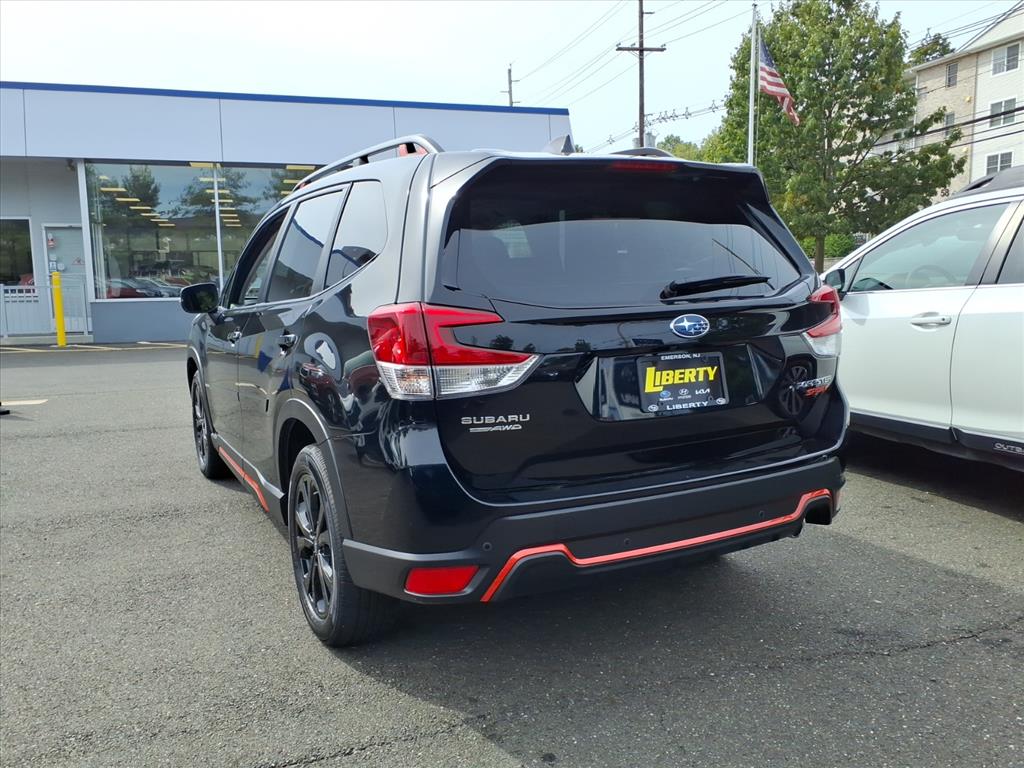 2023 Subaru Forester Sport photo 2