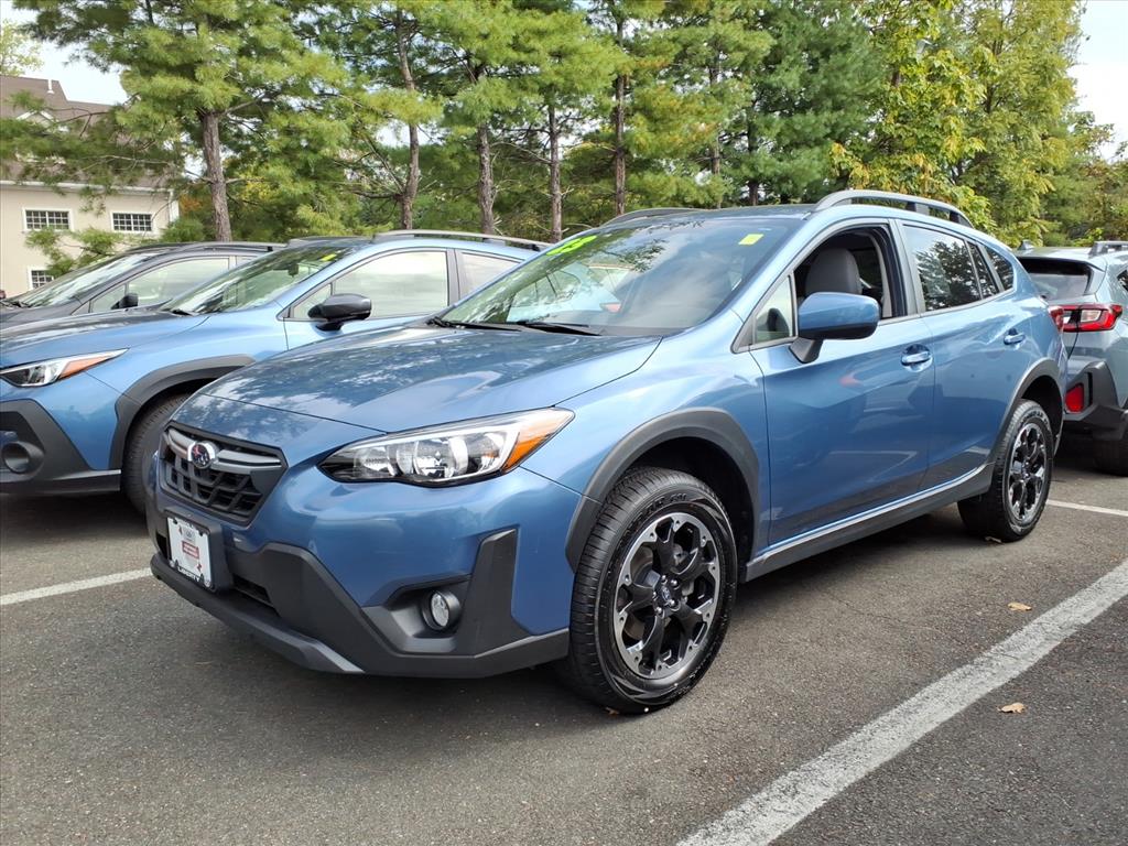 2023 Subaru Crosstrek Premium photo 2