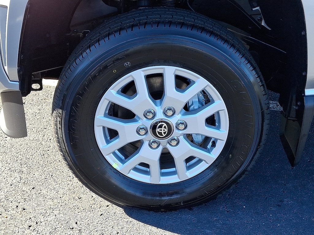 New 2025 Toyota Tacoma SR5 4X4 DOUBLE CAB