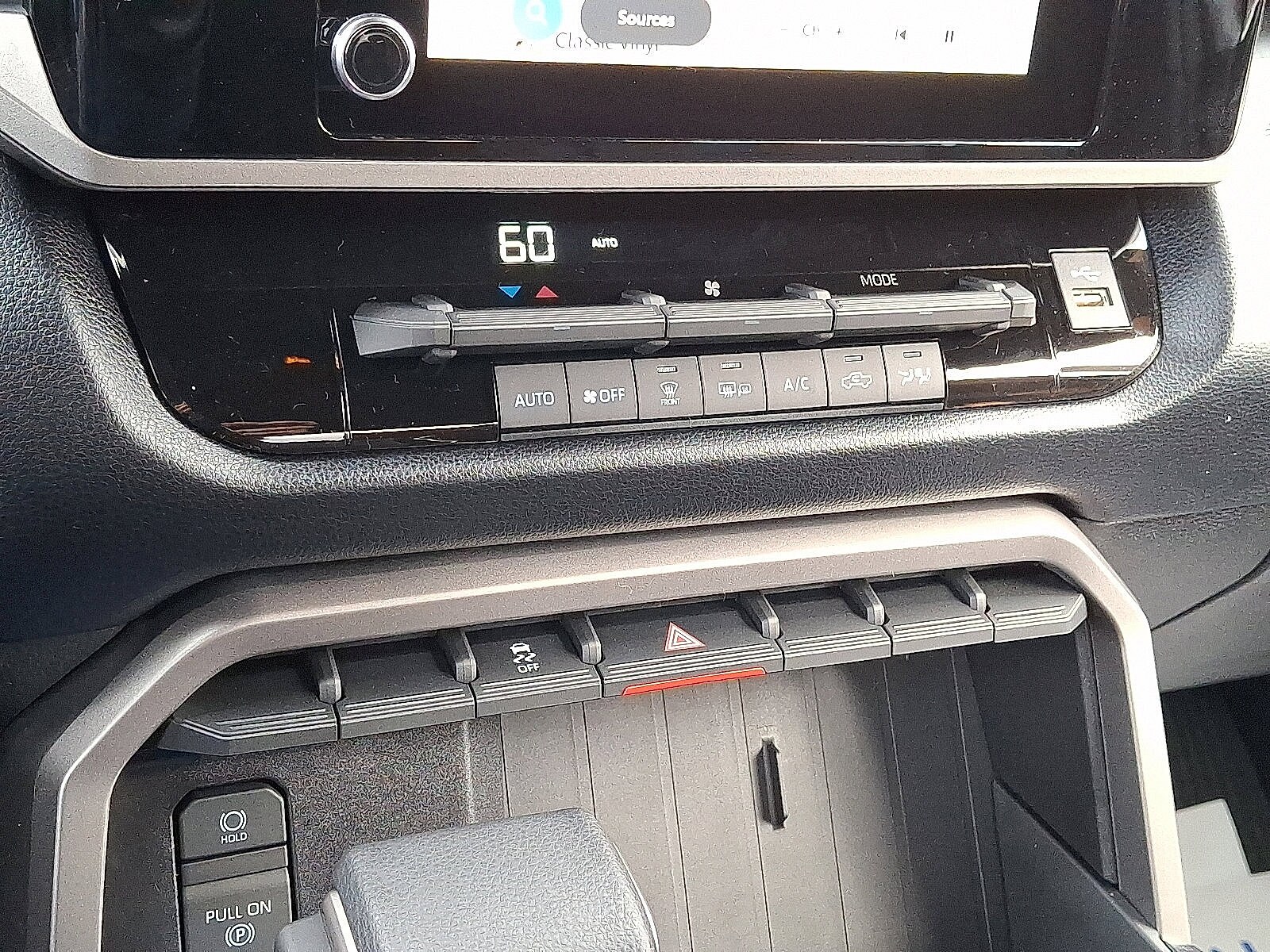 2026 Toyota Tundra SR5 - Photo 11