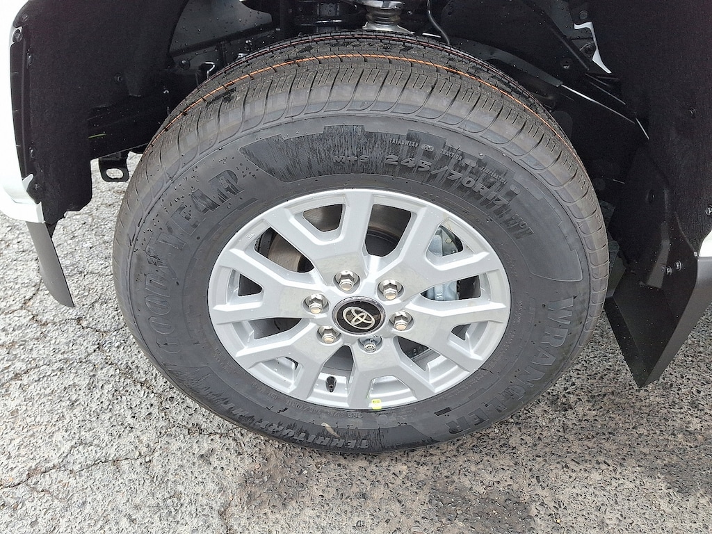 New 2025 Toyota Tacoma SR5 4X4 DOUBLE CAB