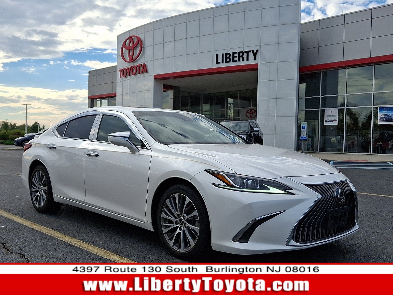 2021 Lexus ES
