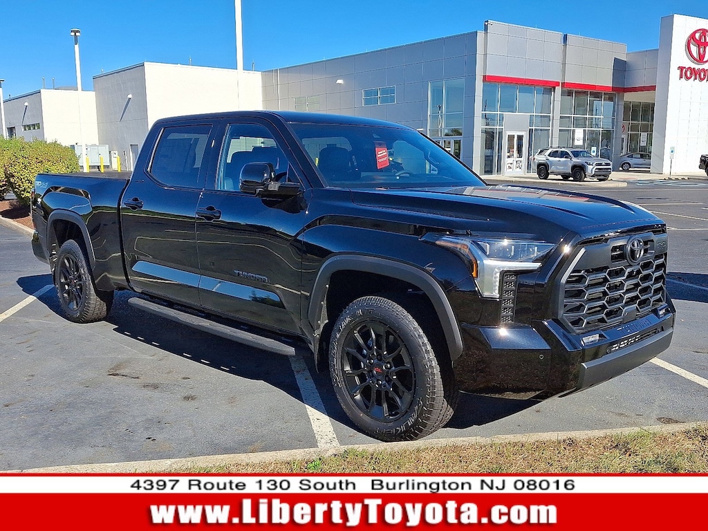 New 2025 Toyota Tundra Limited LIMITED CREWMAX 6.5
