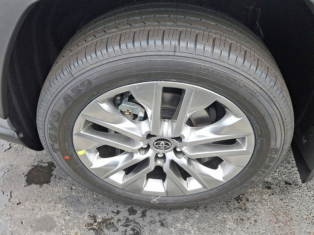 New 2025 Toyota RAV4 XLE Premium XLE PREM AWD SUV