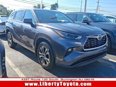 2025 Toyota Highlander XLE XLE AWD