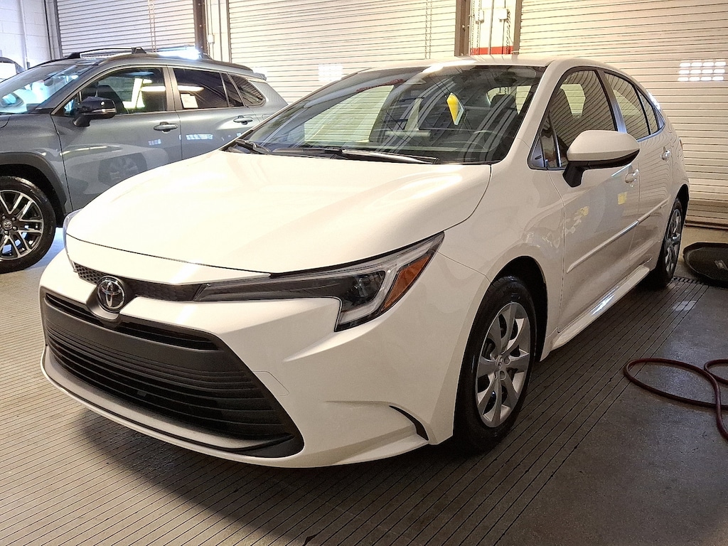 New 2026 Toyota Corolla Hybrid LE LE SEDAN