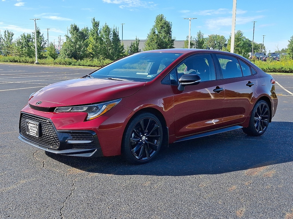 Used 2022 Toyota Corolla SE Nightshade Sedan