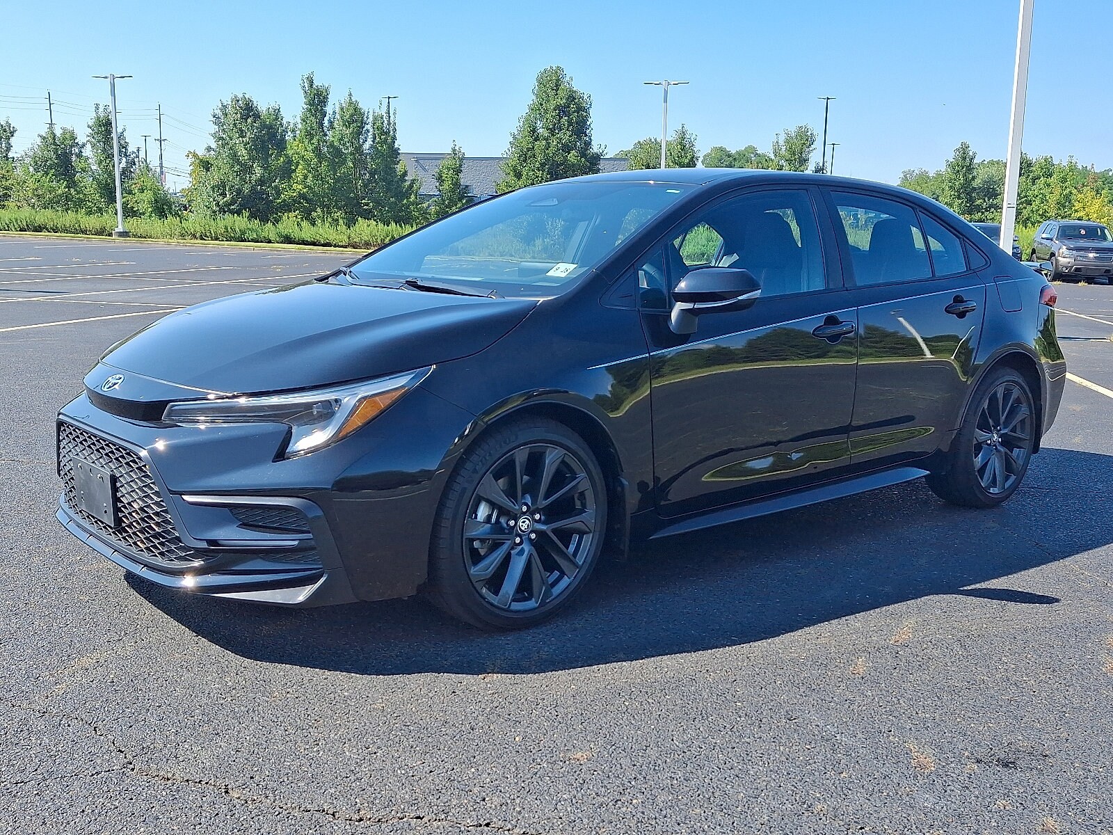 2023 Toyota Corolla SE photo 3