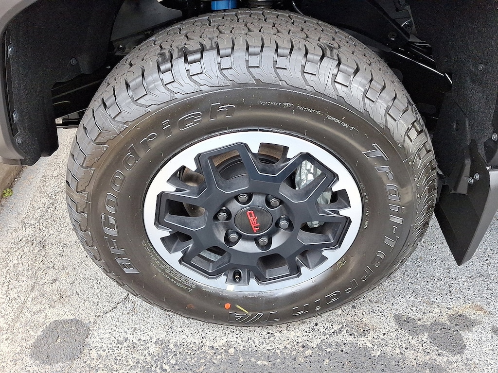 New 2025 Toyota Tacoma TRD Off-Road 4X4 DOUBLE CAB