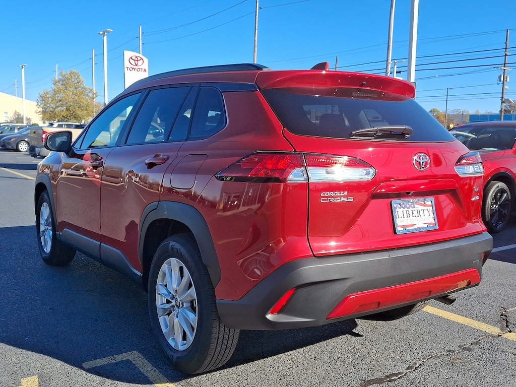 Used 2023 Toyota Corolla Cross LE SUV