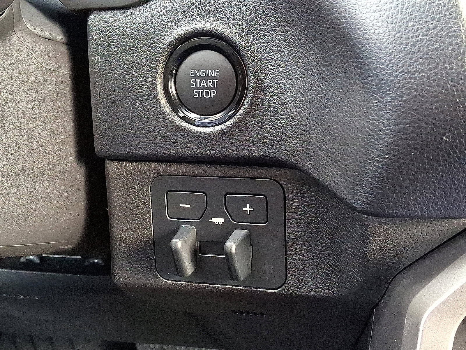 2026 Toyota Tundra SR5 - Photo 16