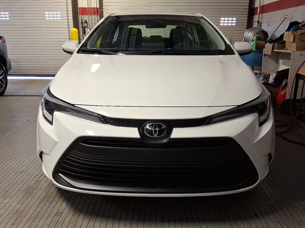 New 2026 Toyota Corolla Hybrid LE LE SEDAN