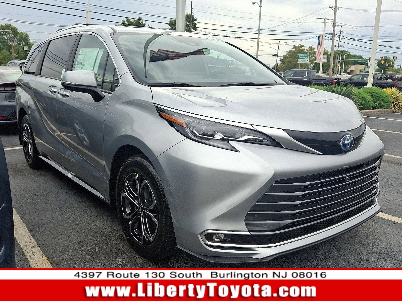 2025 Toyota Sienna 7 PASSENGER 