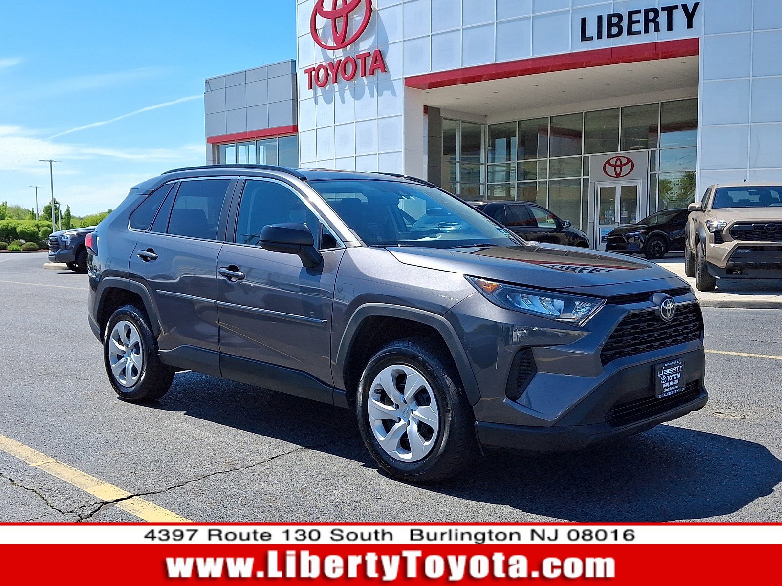 2020 Toyota RAV4 LE