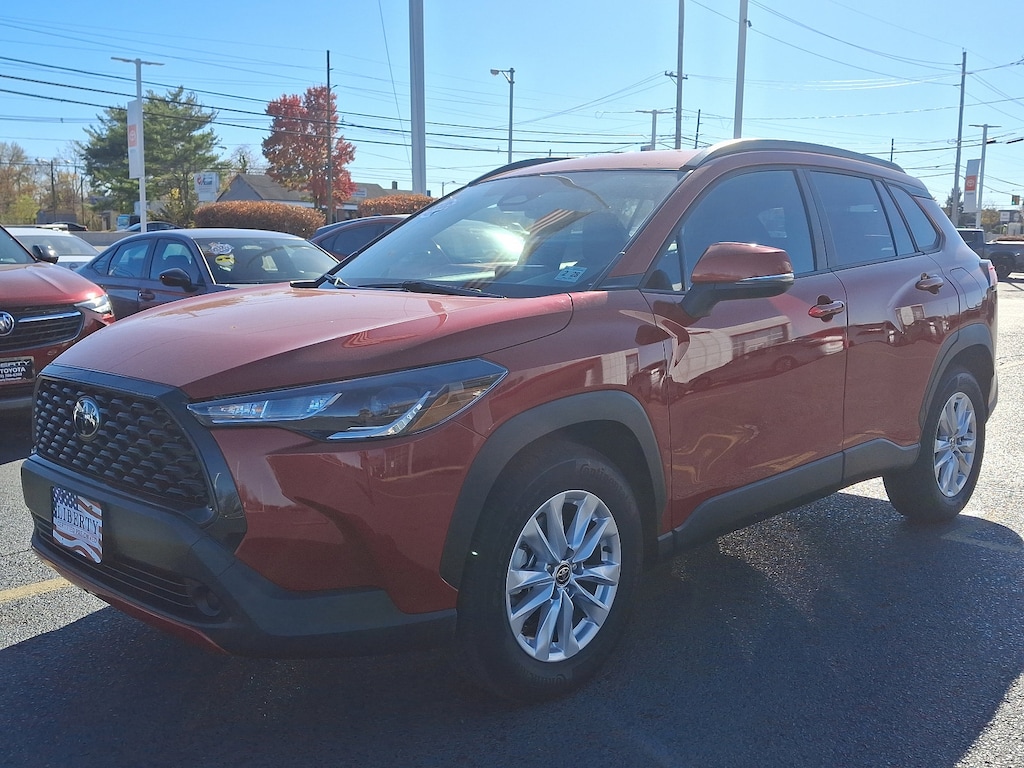 Used 2023 Toyota Corolla Cross LE SUV