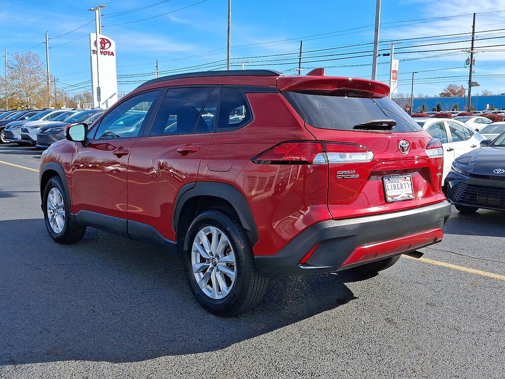 Used 2023 Toyota Corolla Cross LE SUV