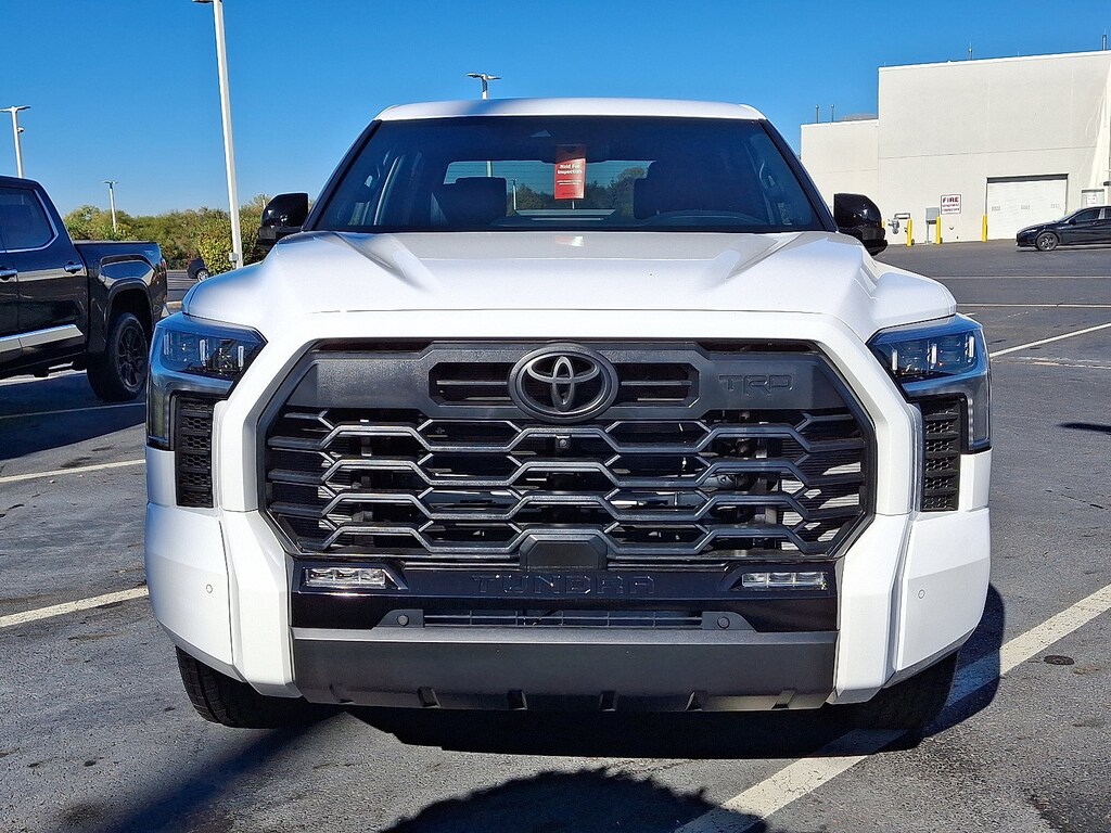 New 2025 Toyota Tundra Limited LIMITED CREWMAX 6.5
