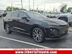 2025 Toyota Crown Signia XLE XLE
