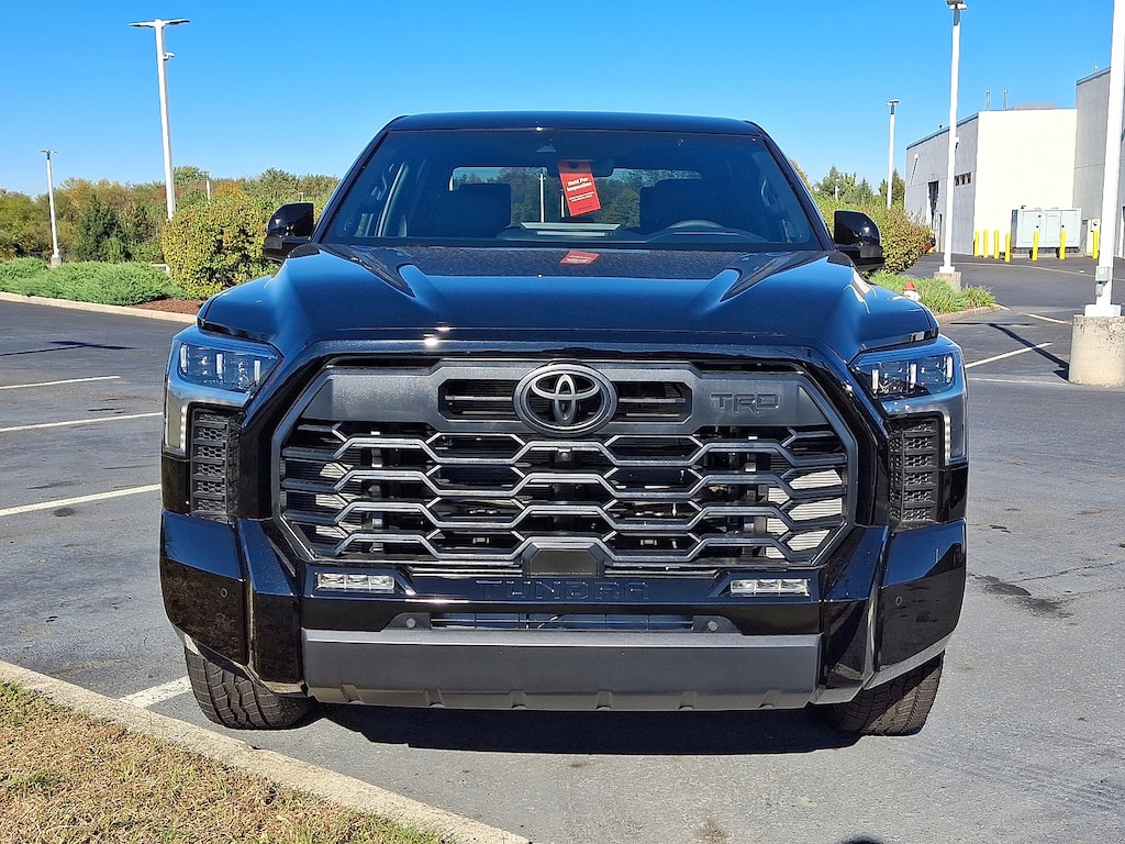New 2025 Toyota Tundra Limited LIMITED CREWMAX 6.5