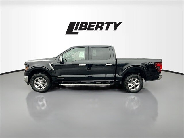 2025 Ford F-150 XLT photo 3