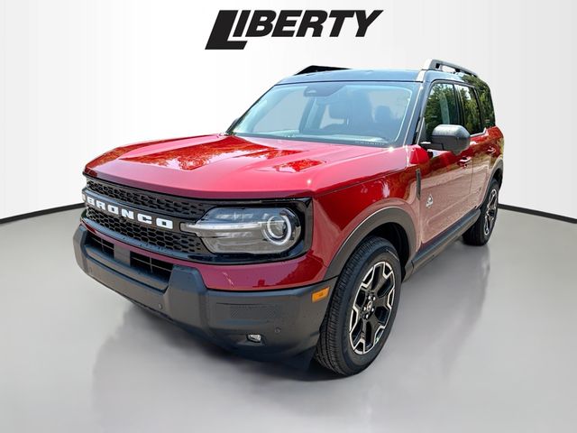 2025 Ford Bronco Sport Outer Banks photo 3