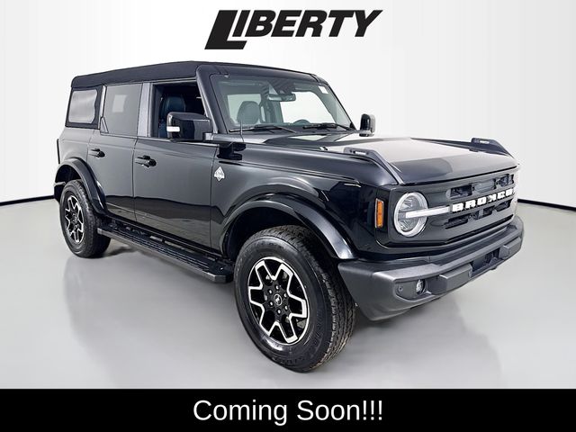 2023 Ford Bronco 4-Door Outer Banks's photo