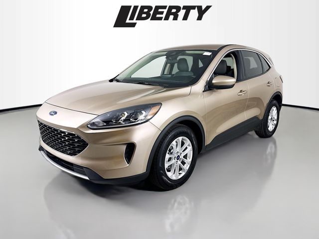 2020 Ford Escape SE photo 3