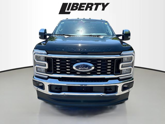 2025 Ford F-350 photo 2