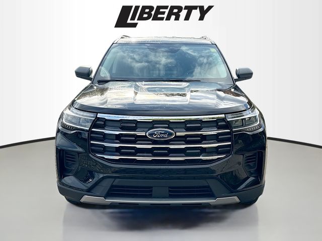 2026 Ford Explorer photo 2