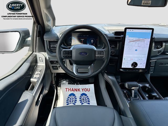 2025 Ford F-150 Lightning Flash - Photo 23