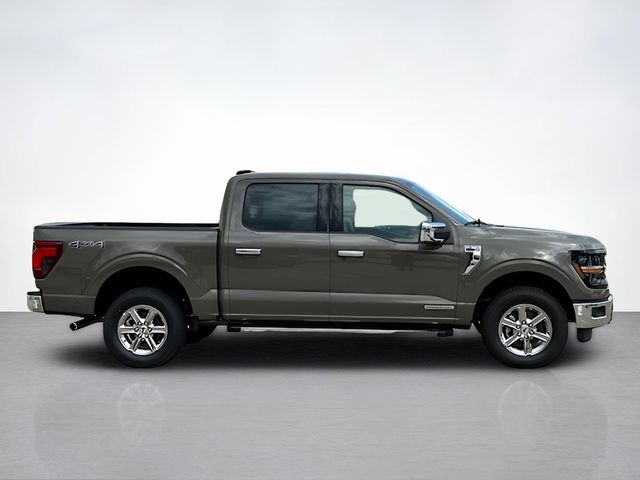 2025 Ford F-150 XLT photo 2