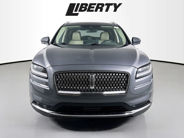 2021 Lincoln Nautilus Standard photo 2