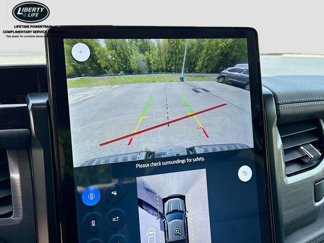 2025 Ford F-150 Lightning Flash - Photo 14