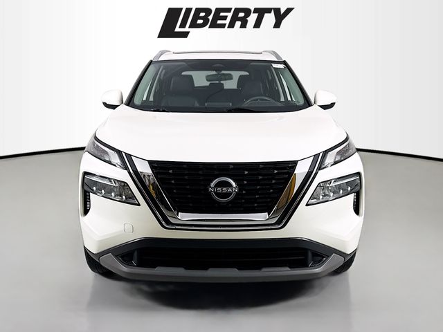 Used 2022 Nissan Rogue SV with VIN 5N1BT3BB0NC707570 for sale in Vermilion, OH