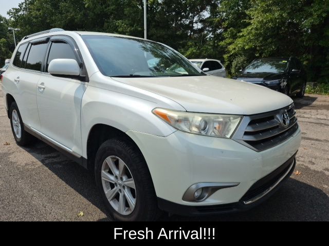 Used 2013 Toyota Highlander Base with VIN 5TDBK3EH4DS189113 for sale in Vermilion, OH