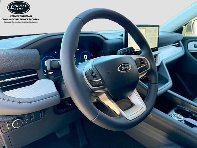 2026 Ford Explorer Active - Photo 9