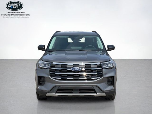 2026 Ford Explorer Active - Photo 8