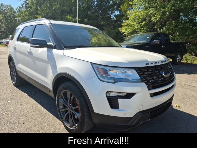 Used 2018 Ford Explorer XLT with VIN 1FM5K8D83JGB28512 for sale in Vermilion, OH