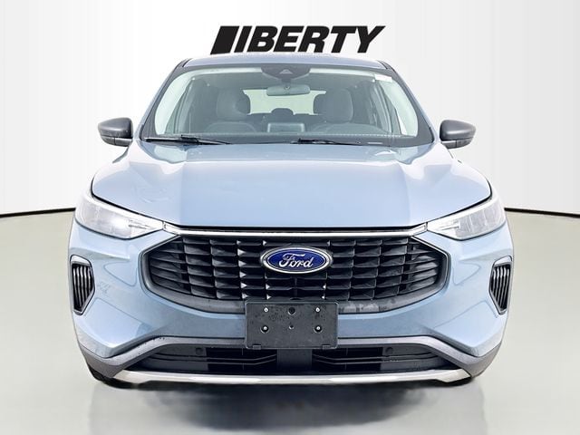 Used 2024 Ford Escape Active with VIN 1FMCU9GNXRUA05909 for sale in Vermilion, OH