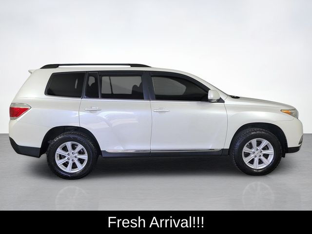 Used 2013 Toyota Highlander Base with VIN 5TDBK3EH4DS189113 for sale in Vermilion, OH